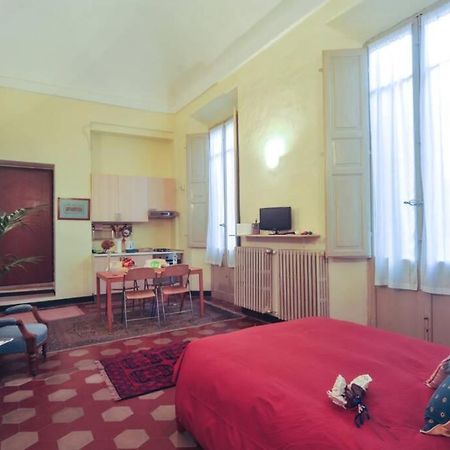 Cozy Apartment In Palazzo Malaspina Piacenza Luaran gambar