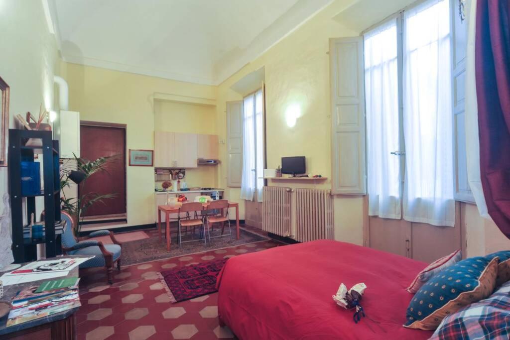 Cozy Apartment In Palazzo Malaspina Piacenza Luaran gambar
